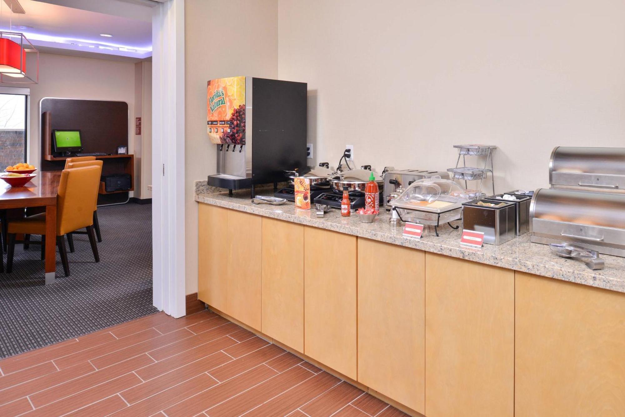 Towneplace Suites By Marriott Detroit Commerce Commerce Township Eksteriør billede