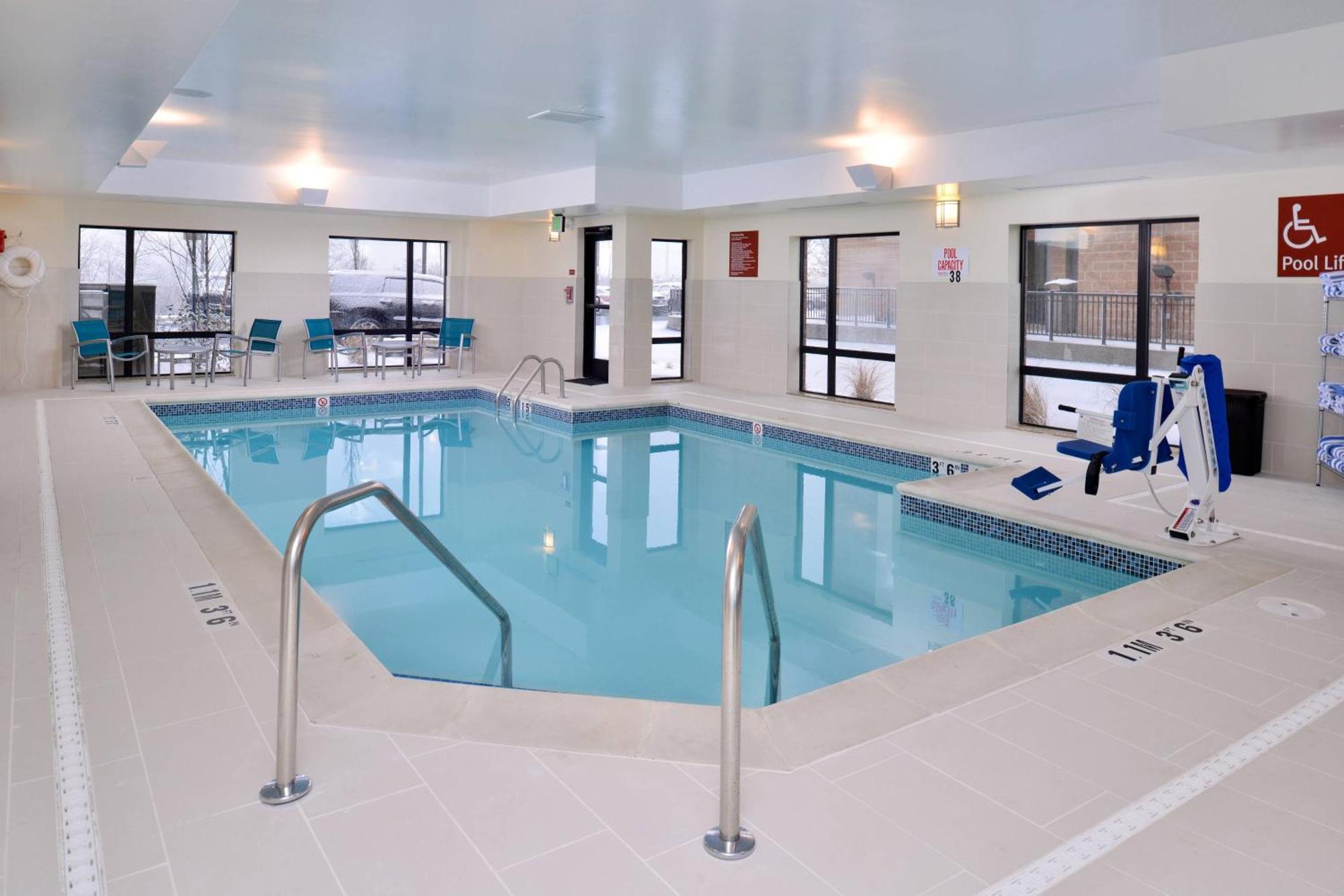 Towneplace Suites By Marriott Detroit Commerce Commerce Township Eksteriør billede