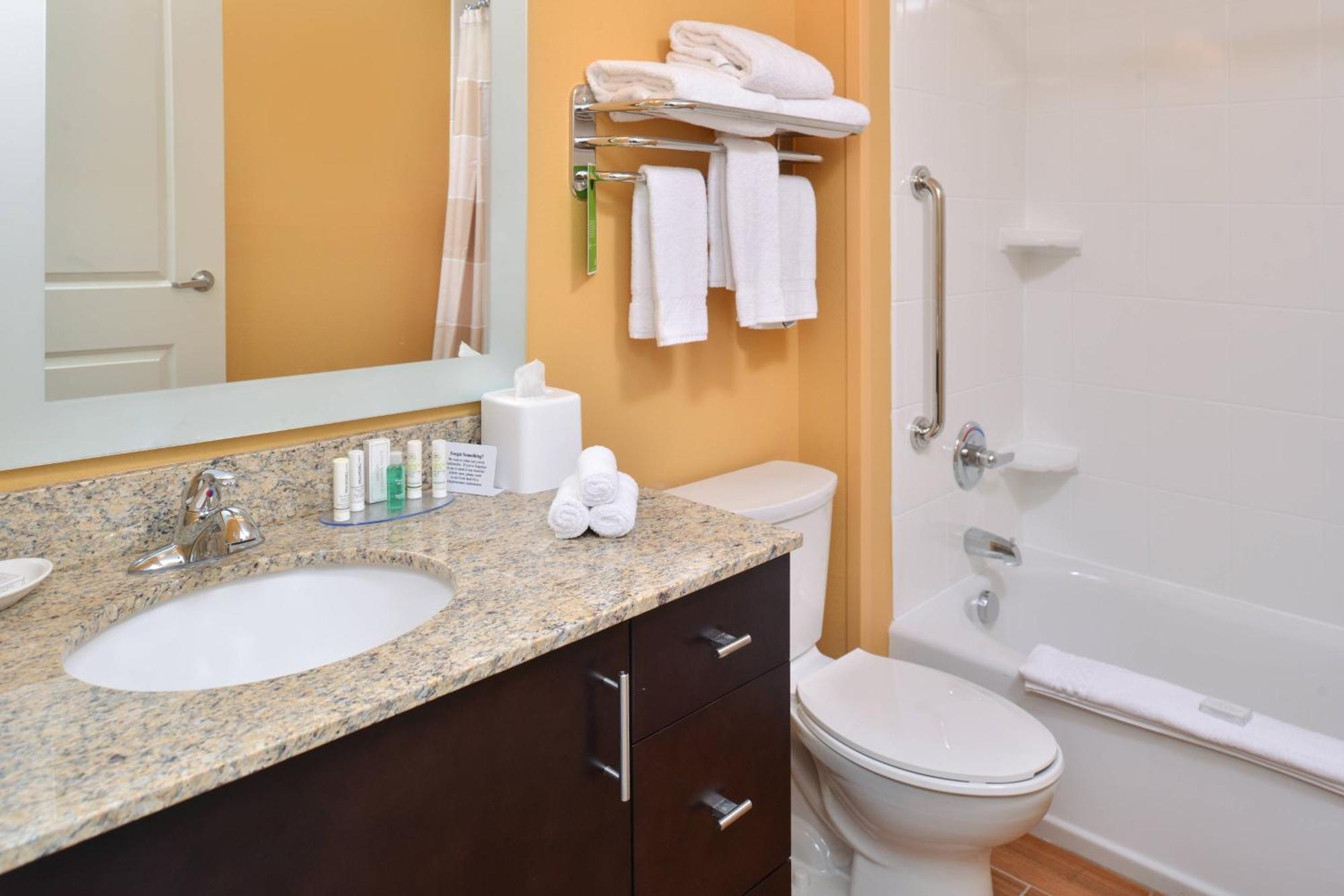 Towneplace Suites By Marriott Detroit Commerce Commerce Township Eksteriør billede