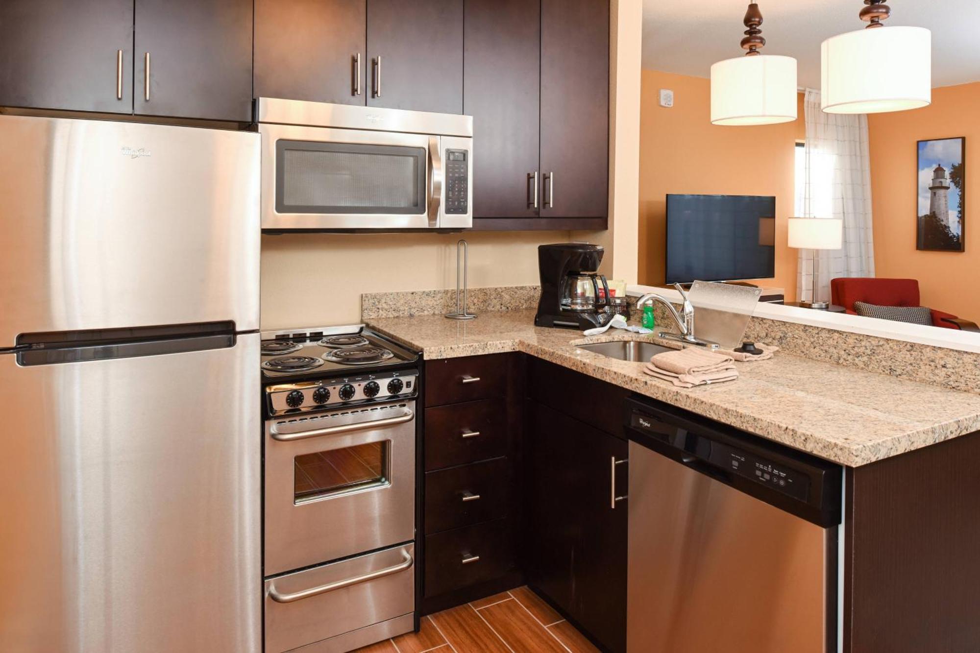 Towneplace Suites By Marriott Detroit Commerce Commerce Township Eksteriør billede