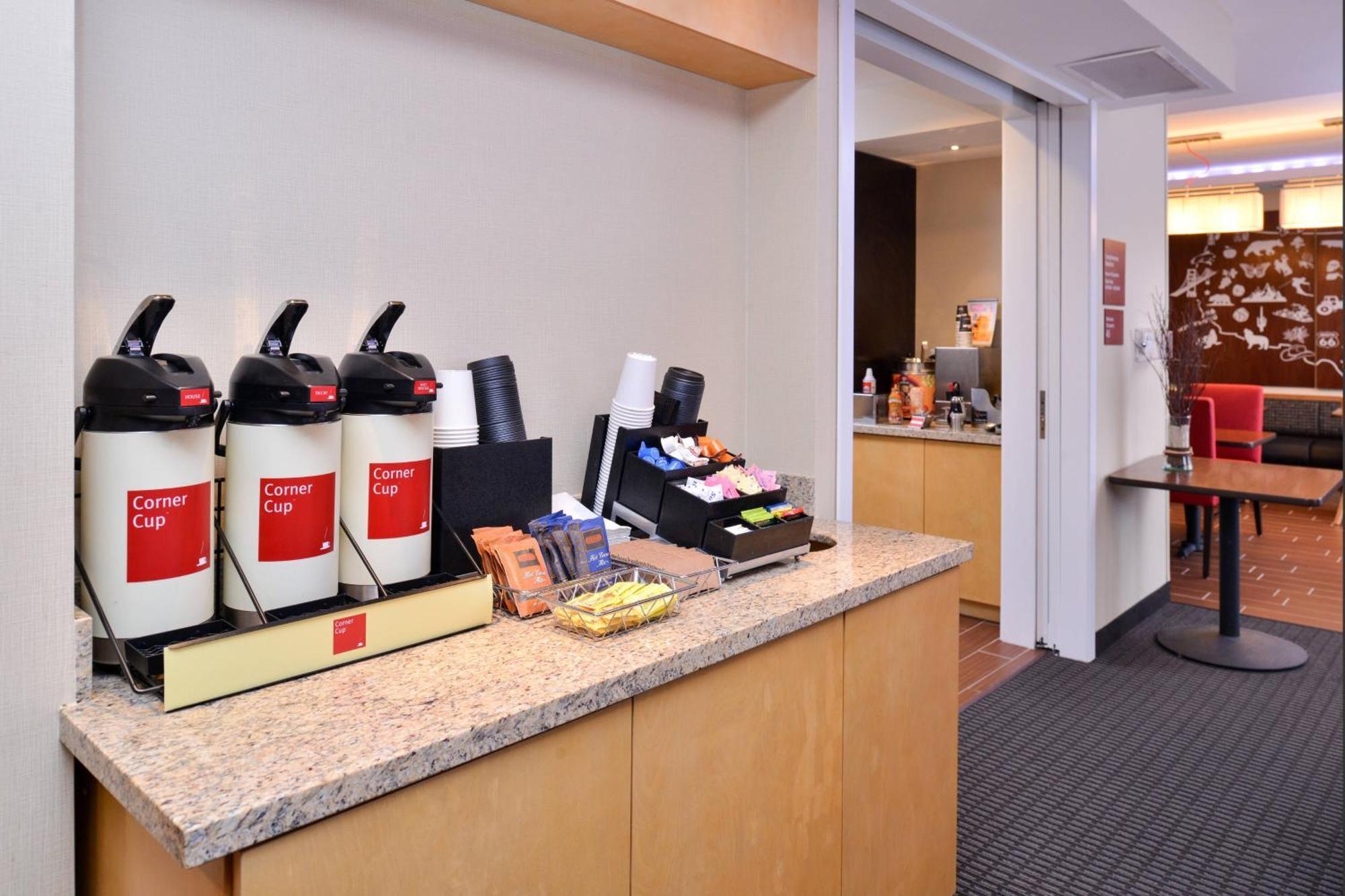 Towneplace Suites By Marriott Detroit Commerce Commerce Township Eksteriør billede