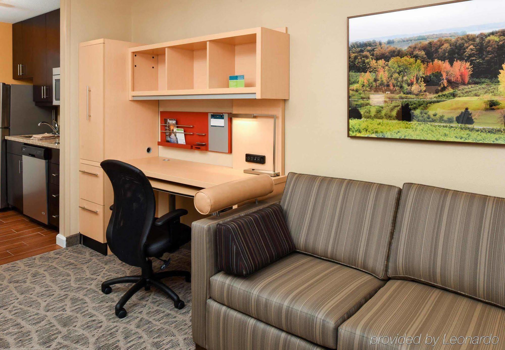 Towneplace Suites By Marriott Detroit Commerce Commerce Township Eksteriør billede