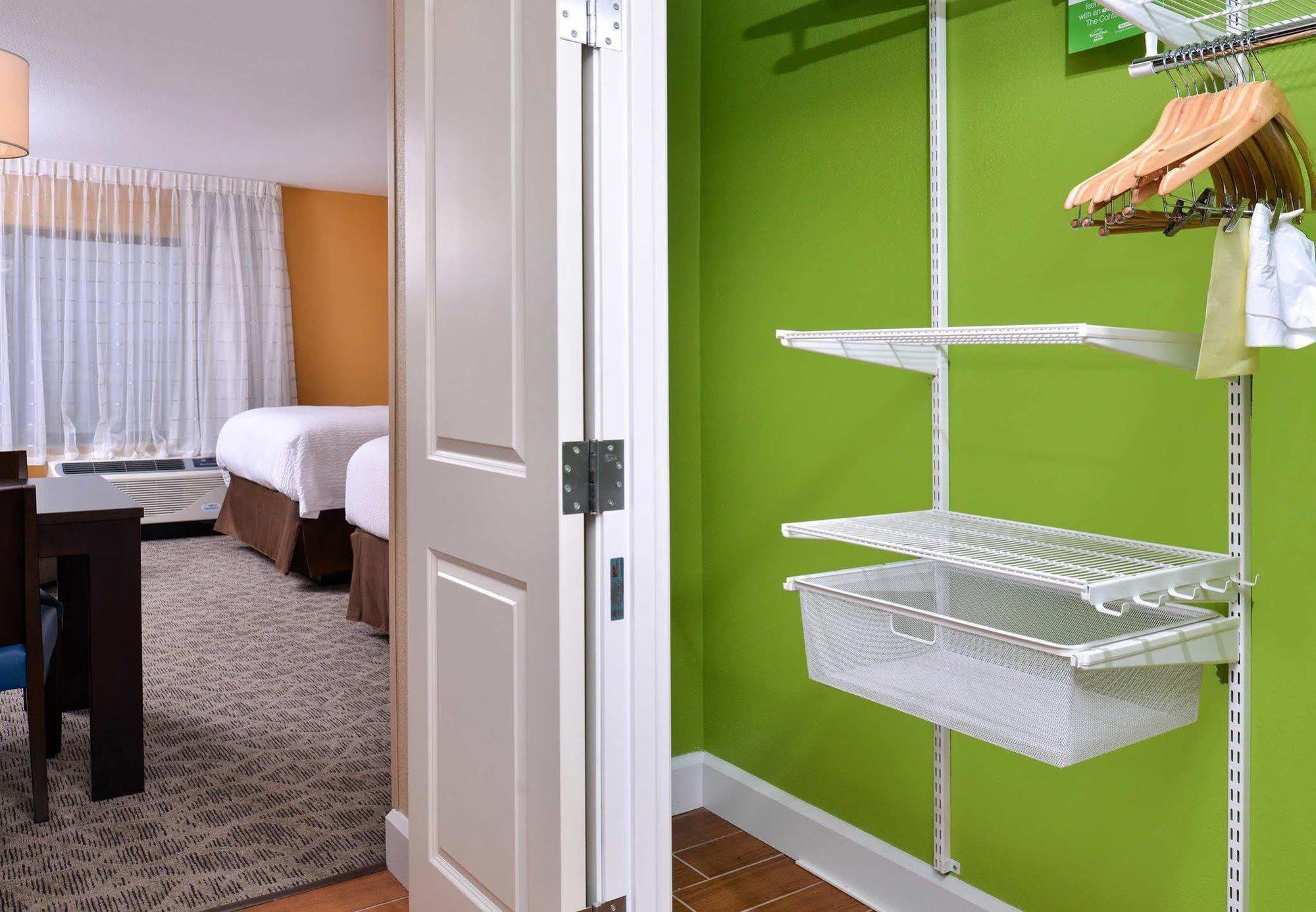 Towneplace Suites By Marriott Detroit Commerce Commerce Township Eksteriør billede